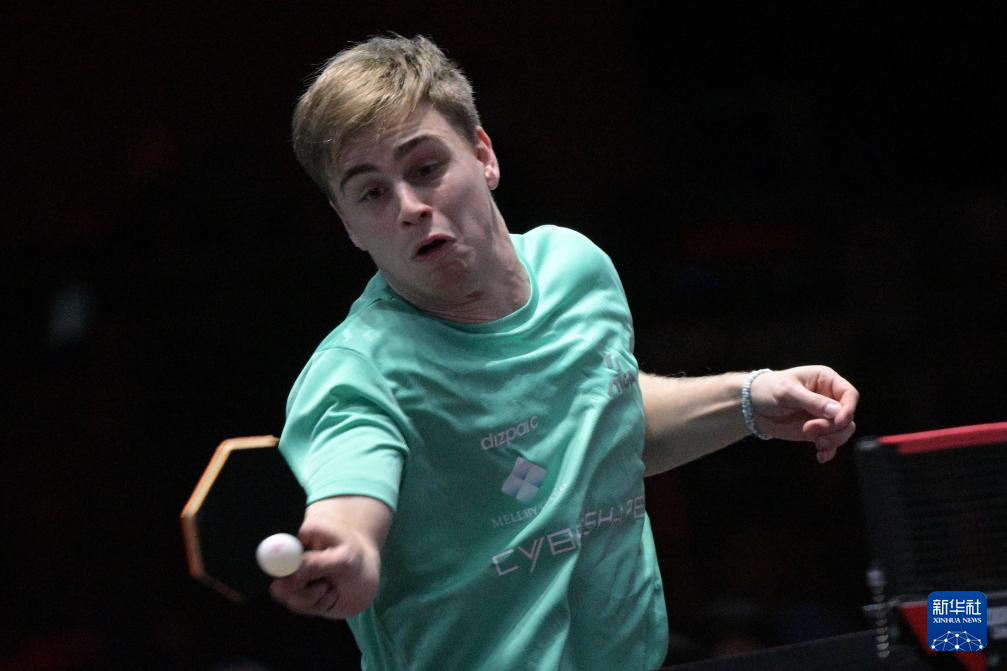 与塞尔维亚 与塞尔维亚