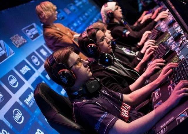 粉丝曾在社 粉丝曾在社